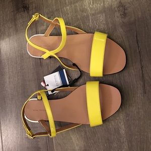 Cute yellow sandals.