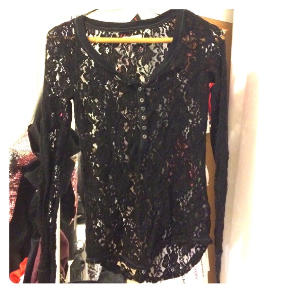 Aeropostale shirt ❤️