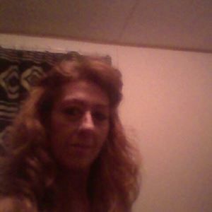 Meet your Posher, Crickette