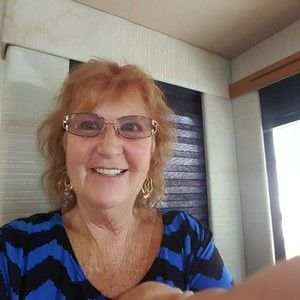 Meet your Posher, Sharon