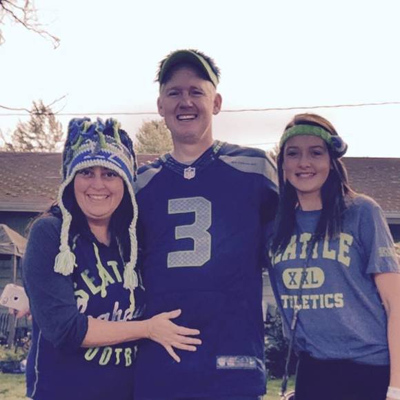 Meet your Posher, Lisa - Picture 1 of 1