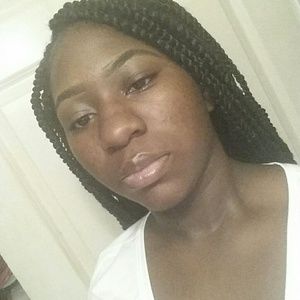 Meet your Posher, Amiya