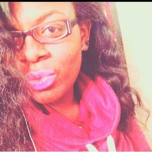 Meet your Posher, Ayanna