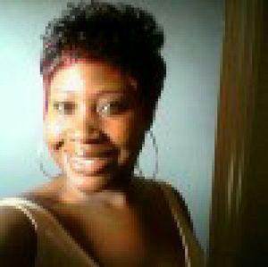 Meet your Posher, Shana