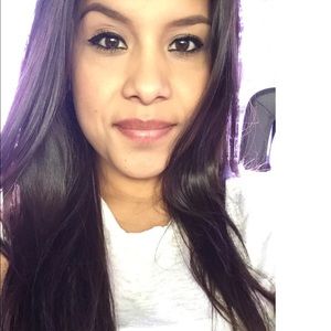 Meet your Posher, Sharon