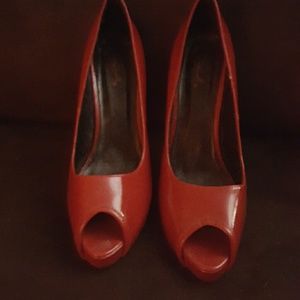 Worn to a wedding and never again heel to high