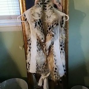 Leopard sweater fur vest