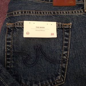 AG The Nikki Relaxed Skinny distressed Jean