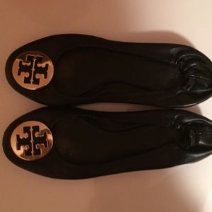 Black Tory Burch flats
