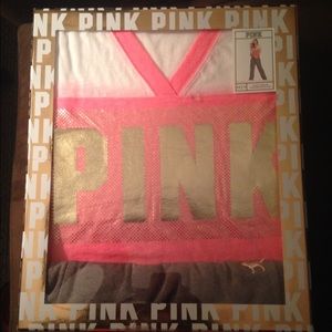 PINK tee & boyfriend pants gift set XS🏈
