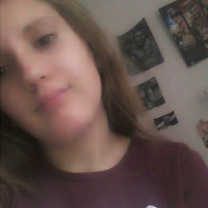 Meet your Posher, Cassandra