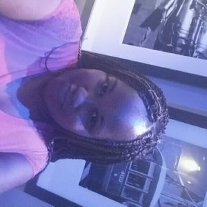 Meet your Posher, Latisha