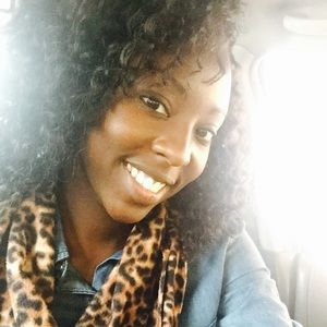 Meet your Posher, Jade