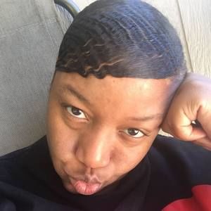 Meet your Posher, Ebony