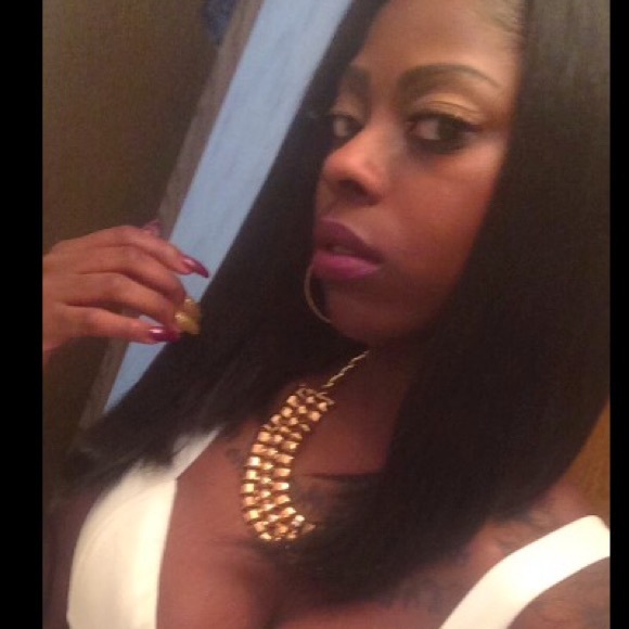 Meet your Posher, Octavia - Picture 1 of 1