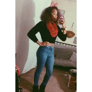Meet your Posher, Kayah