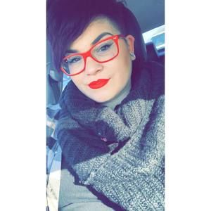 Meet your Posher, Nicole