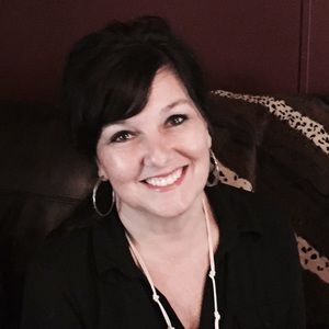 Meet your Posher, Sharon