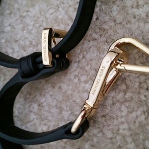 MK strap