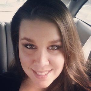 Meet your Posher, Hilary