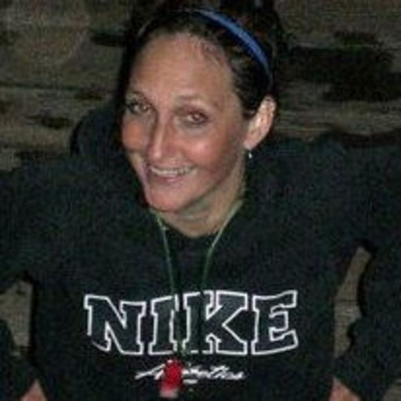 Meet your Posher, Debbie - Picture 1 of 1