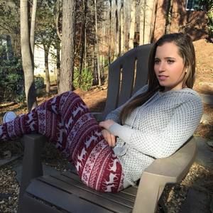 Meet your Posher, Julia