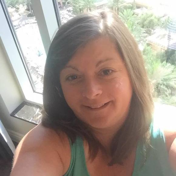 Meet your Posher, Karen - Picture 1 of 1