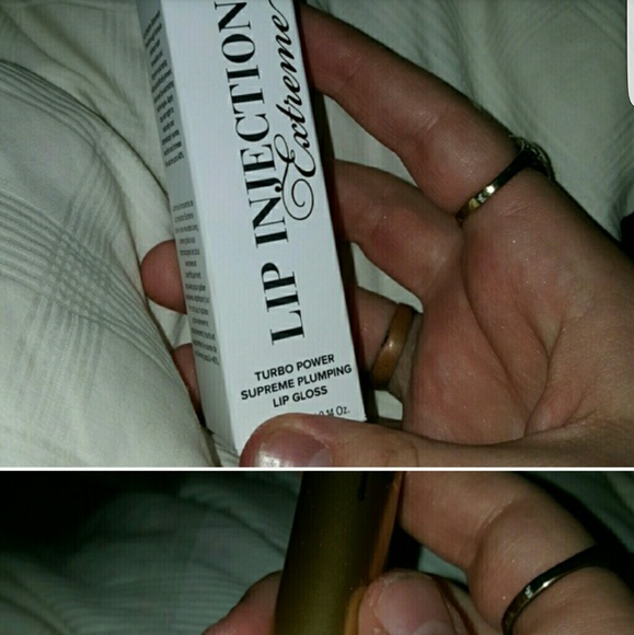 BRAND NEW Too Faced Lip Injection Extreme