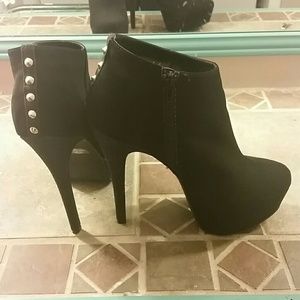 Ankle boots!!!