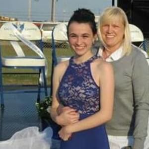 Meet your Posher, Tina