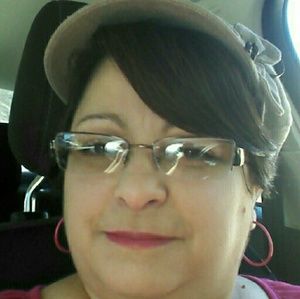 Meet your Posher, Eloisa