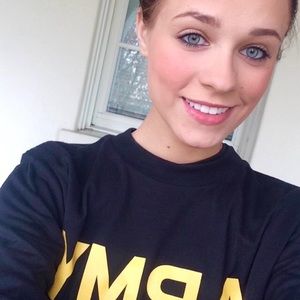 Meet your Posher, Sierra