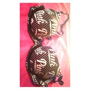 NEVER WORN lightly lined PINK bra