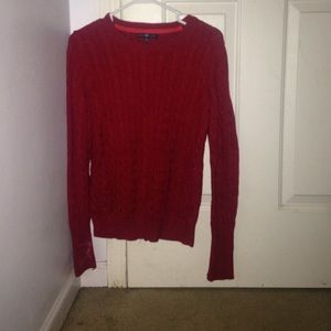 Gap crew neck cable sweater