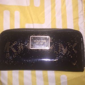 Used Michael Kors wallet