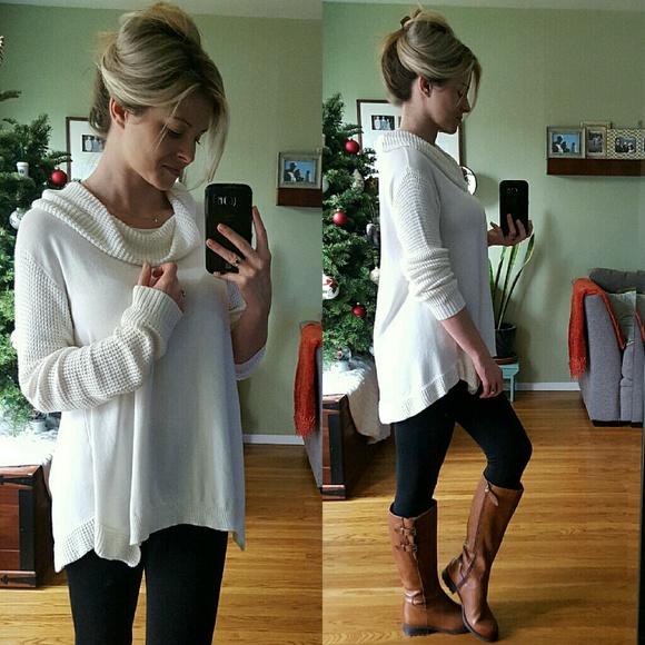 RESERVED Cowl Neck/ Split Back - Picture 4 of 4