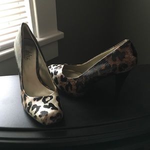 Cheetah print pumps