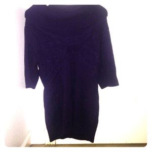 Plum Crowl neck sweater
