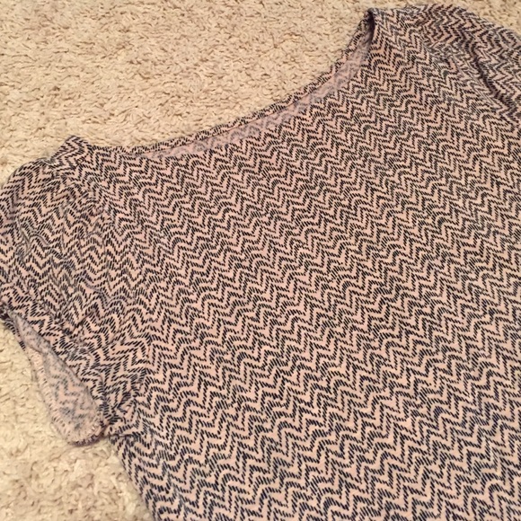 Loft top - Picture 2 of 2