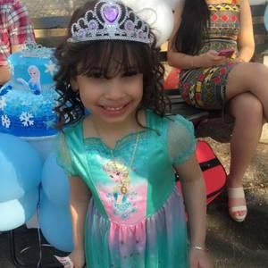 Meet your Posher, Rocio