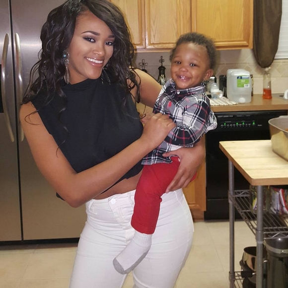 Meet your Posher, Maegan