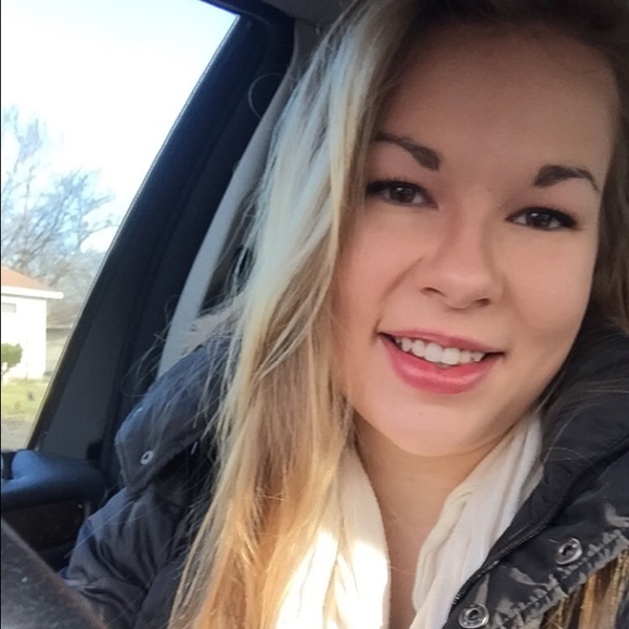 Meet your Posher, Jackie