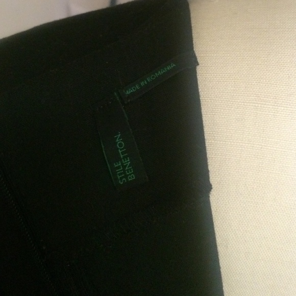 BLACK DRESS - Picture 4 of 4