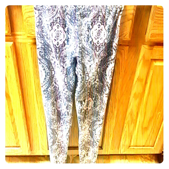 Printed pants
