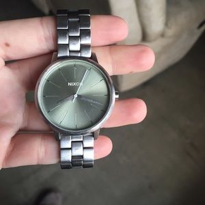 NIXON Kensington silver women's watch