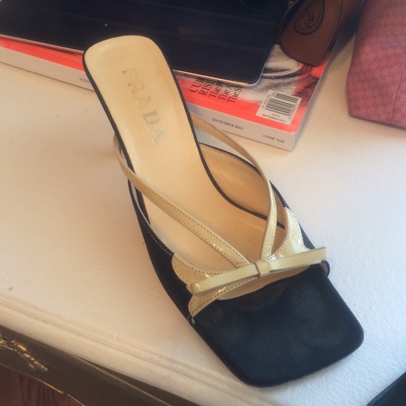 Authentic PRADA heel - Picture 3 of 3