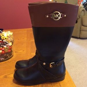 SOLD Beautiful Michael Kors Boots