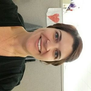 Meet your Posher, Pamela