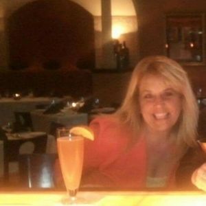 Meet your Posher, Holly