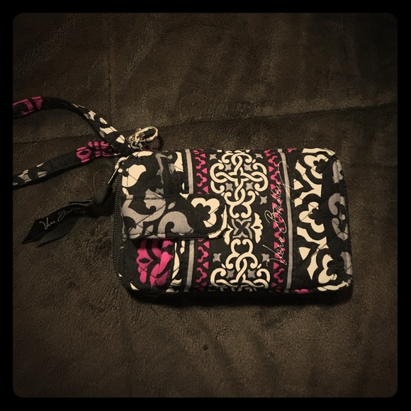 Vera Bradley Phone Wristlet NWOT